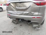 ✅ 2020 Buick Enclave Avenir • VIN: 5GAEVCKW9LJ102522 • Lot: 42030110. Wystawiony na IAAI z przebiegiem 59 806 mil. Bezpłatny archiwum sprzedaży aukcyjnych z USA i szczegółowy raport historii pojazdu na DreamBid. Zdjęcie 6.