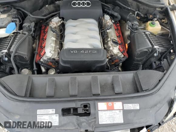 ✅ 2008 Audi Q7 Premium • VIN: WA1BV74L38D005814 • Lot: 61542005. Listed on Copart with 142,553 mi. Free auction sales archive from the USA and detailed vehicle history report at DreamBid. Image 12.