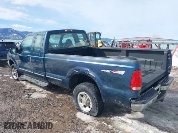 ✅ 1999 Ford F-250 XL • VIN: 1FTNX21S9XEC34633 • Lot: 41621645. Listed on IAAI with 193,069 mi. Free auction sales archive from the USA and detailed vehicle history report at DreamBid. Image 3.