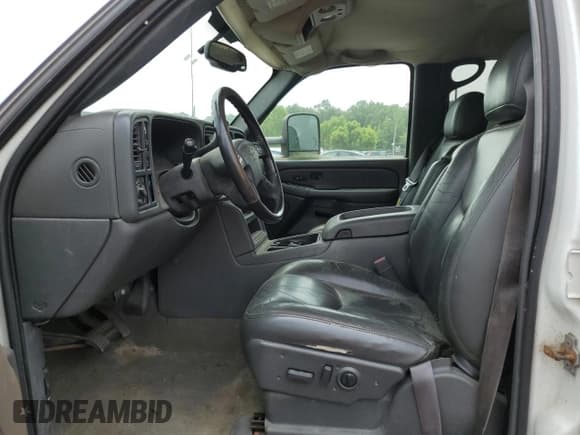 ✅ 2007 Chevrolet Silverado 2500HD LT3 • VIN: 1GCHK23D07F132433 • Lot: 67554555. Listed on Copart with Not provided. Free auction sales archive from the USA and detailed vehicle history report at DreamBid. Image 7.