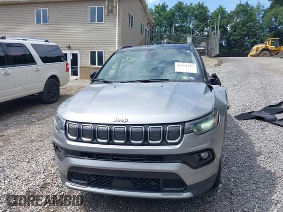 ✅ 2022 Jeep Compass Limited • VIN: 3C4NJDCB5NT130759 • Lot: 42682417. Listed on IAAI with 7,167 mi. Free auction sales archive from the USA and detailed vehicle history report at DreamBid. Image 12.