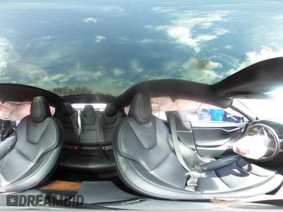 ✅ 2021 Tesla Model S Long Range Plus • VIN: 5YJSA1E24MF424231 • Lot: 81555505. Wystawiony na Copart z przebiegiem Nie podano. Bezpłatny archiwum sprzedaży aukcyjnych z USA i szczegółowy raport historii pojazdu na DreamBid. Zdjęcie 14.