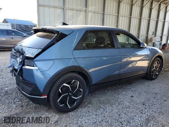 2022 Hyundai Ioniq 5 SEL z VIN KM8KN4AE6NU119999, wystawiony jako Copart lot #80562703 z przebiegiem Nie podano mil oraz . Historia ofert i sprzedaży dostępna na DreamBid. Obrazek 3.