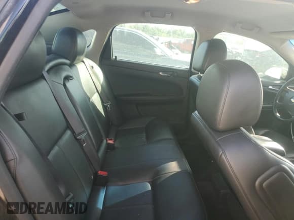 ✅ 2014 Chevrolet Impala LTZ • VIN: 2G1WC5E34E1153518 • Lot: 72615554. Wystawiony na Copart z przebiegiem 192 051 mil. Bezpłatny archiwum sprzedaży aukcyjnych z USA i szczegółowy raport historii pojazdu na DreamBid. Zdjęcie 11.