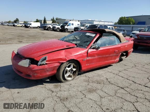 ✅ 1998 Ford Mustang GT • VIN: 1FAFP45X7WF182570 • Lot: 81158505. Listed on Copart with 170,707 mi. Free auction sales archive from the USA and detailed vehicle history report at DreamBid. Image 1.