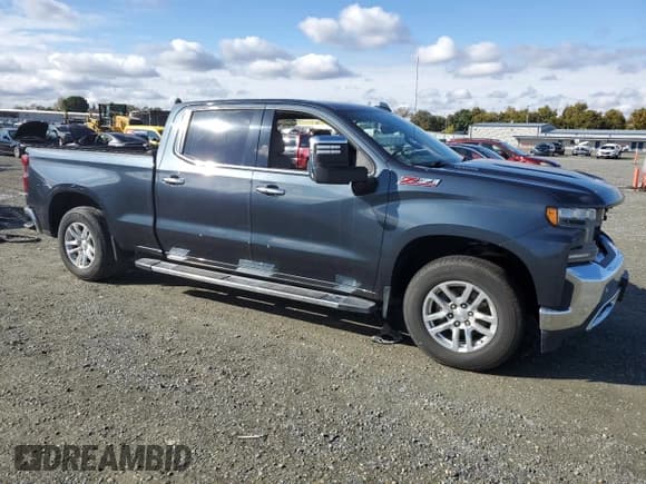 ✅ 2020 Chevrolet Silverado 1500 LTZ • VIN: 3GCUYGET9LG378176 • Lot: 85548235. Wystawiony na Copart z przebiegiem 89 265 mil. Bezpłatny archiwum sprzedaży aukcyjnych z USA i szczegółowy raport historii pojazdu na DreamBid. Zdjęcie 4.