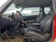 ✅ 2007 MINI Hardtop S • VIN: WMWMF73507TL85078 • Lot: 96392415. Wystawiony na Copart z przebiegiem Nie podano. Bezpłatny archiwum sprzedaży aukcyjnych z USA i szczegółowy raport historii pojazdu na DreamBid. Zdjęcie 7.