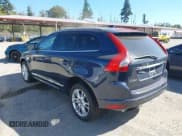 ✅ 2015 Volvo XC60 T5 • VIN: YV4612RK5F2737096 • Lot: 43231701. Listed on IAAI with 98,012 mi. Free auction sales archive from the USA and detailed vehicle history report at DreamBid. Image 3.