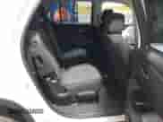 2019 Chevrolet Traverse LT Cloth z VIN 1GNEVGKW1KJ298306, wystawiony jako IAAI lot #43302460 z przebiegiem 76 785 mil mil oraz . Historia ofert i sprzedaży dostępna na DreamBid. Obrazek 8.