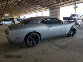 ✅ 2013 Dodge Challenger SXT Plus • VIN: 2C3CDYAGXDH632778 • Lot: 69121654. Wystawiony na Copart z przebiegiem Nie podano. Bezpłatny archiwum sprzedaży aukcyjnych z USA i szczegółowy raport historii pojazdu na DreamBid. Zdjęcie 3.