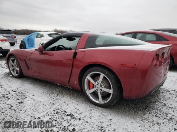 ✅ 2009 Chevrolet Corvette 1LT • VIN: 1G1YY25W795106488 • Lot: 42755275. Listed on Copart with 8,593 mi. Free auction sales archive from the USA and detailed vehicle history report at DreamBid. Image 2.