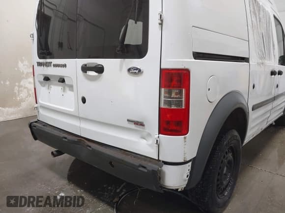 ✅ 2012 Ford Transit Connect XL • VIN: NM0LS6ANXCT097261 • Lot: 41623904. Wystawiony na IAAI z przebiegiem 47 031 mil. Bezpłatny archiwum sprzedaży aukcyjnych z USA i szczegółowy raport historii pojazdu na DreamBid. Zdjęcie 6.