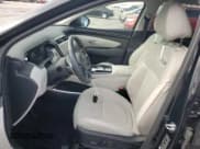 ✅ 2024 Hyundai Tucson Limited • VIN: 5NMJECDE4RH391566 • Lot: 73208984. Wystawiony na Copart z przebiegiem 9 074 mil. Bezpłatny archiwum sprzedaży aukcyjnych z USA i szczegółowy raport historii pojazdu na DreamBid. Zdjęcie 7.