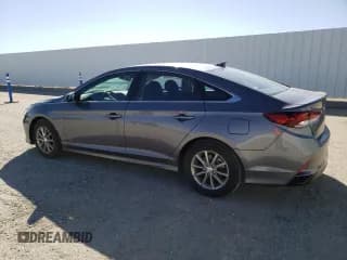✅ 2018 Hyundai Sonata SE • VIN: 5NPE24AF4JH643966 • Лот: 41740713. Опубликован ранее на Copart с пробегом 7 337 миль. Бесплатный доступ к архиву аукционных продаж из США и подробный отчёт об истории автомобиля на DreamBid. Изображение 2.