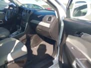 ✅ 2012 Chevrolet Captiva Sport LT • VIN: 3GNAL3E52CS644704 • Lot: 41888330. Wystawiony na IAAI z przebiegiem 134 402 mil. Bezpłatny archiwum sprzedaży aukcyjnych z USA i szczegółowy raport historii pojazdu na DreamBid. Zdjęcie 5.