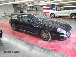 ✅ 2005 Maserati GranSport • VIN: ZAMEC38A450015048 • Lot: 54171845. Wystawiony na Copart z przebiegiem 37 725 mil. Bezpłatny archiwum sprzedaży aukcyjnych z USA i szczegółowy raport historii pojazdu na DreamBid. Zdjęcie 4.