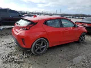 2019 Hyundai Veloster Premium z VIN KMHTG6AF4KU011072, wystawiony jako Copart lot #39301154 z przebiegiem 74 760 mil mil oraz Szkoda całkowita • Salvage title. Historia ofert i sprzedaży dostępna na DreamBid. Obrazek 3.