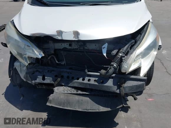 ✅ 2014 Nissan Note S Plus • VIN: 3N1CE2CPXEL396874 • Лот: 42500144. Опубликован ранее на IAAI с пробегом 221 569 миль. Бесплатный доступ к архиву аукционных продаж из США и подробный отчёт об истории автомобиля на DreamBid. Изображение 6.