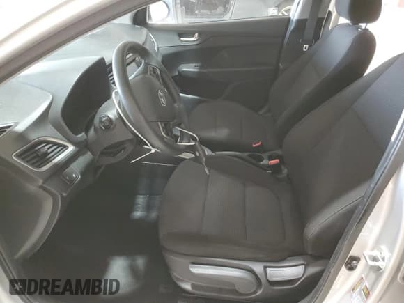 ✅ 2019 Hyundai Accent SE • VIN: 3KPC24A38KE077538 • Лот: 46093475. Опубликован ранее на Copart с пробегом 67 699 миль. Бесплатный доступ к архиву аукционных продаж из США и подробный отчёт об истории автомобиля на DreamBid. Изображение 7.