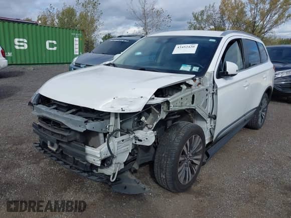 2020 Mitsubishi Outlander SE с VIN JA4AD3A34LZ034066, выставлен на аукционе IAAI как лот 43452420 с пробегом 104 533 миль миль и . История ставок и продаж доступна на DreamBid. Изображение 6.