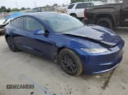 ✅ 2024 Tesla Model 3 • VIN: 5YJ3E1EA3RF746320 • Lot: 63229135. Wystawiony na Copart z przebiegiem 9 572 mil. Bezpłatny archiwum sprzedaży aukcyjnych z USA i szczegółowy raport historii pojazdu na DreamBid. Zdjęcie 4.