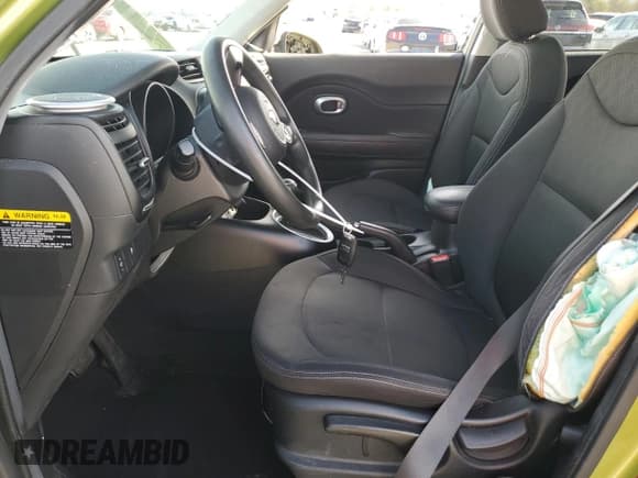 ✅ 2015 Kia Soul • VIN: KNDJN2A28F7765216 • Lot: 93269275. Listed on Copart with 92,073 mi. Free auction sales archive from the USA and detailed vehicle history report at DreamBid. Image 7.