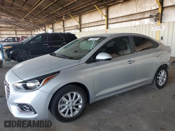 ✅ 2021 Hyundai Accent SE • VIN: 3KPC24A63ME132782 • Лот: 72729824. Опубликован ранее на Copart с пробегом 53 306 миль. Бесплатный доступ к архиву аукционных продаж из США и подробный отчёт об истории автомобиля на DreamBid. Изображение 1.