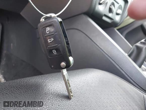 ✅ 2012 Volkswagen Jetta TDI • VIN: 3VW3L7AJ0CM421199 • Лот: 43265018. Опубликован ранее на IAAI с пробегом 111 838 миль. Бесплатный доступ к архиву аукционных продаж из США и подробный отчёт об истории автомобиля на DreamBid. Изображение 11.