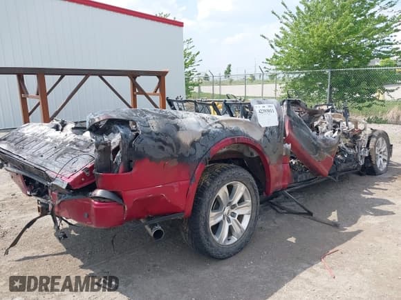 ✅ 2015 Ford F-150 XLT • VIN: 1FTEW1EG3FFD09211 • Lot: 42393011. Listed on IAAI with Not provided. Free auction sales archive from the USA and detailed vehicle history report at DreamBid. Image 4.