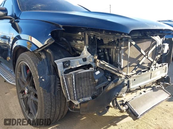 ✅ 2022 Mercedes-Benz GLE 63 S AMG • VIN: 4JGFD8KB8NA783125 • Лот: 41664982. Опубликован ранее на IAAI с пробегом 61 296 миль. Бесплатный доступ к архиву аукционных продаж из США и подробный отчёт об истории автомобиля на DreamBid. Изображение 17.