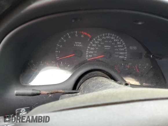 ✅ 1997 Chevrolet Camaro Z28 • VIN: 2G1FP32P5V2139637 • Лот: 39862094. Опубликован ранее на Copart с пробегом Не указан. Бесплатный доступ к архиву аукционных продаж из США и подробный отчёт об истории автомобиля на DreamBid. Изображение 9.