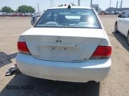 ✅ 2005 Mitsubishi Lancer ES • VIN: JA3AJ26EX5U031240 • Лот: 42464829. Опубликован ранее на IAAI с пробегом 196 239 миль. Бесплатный доступ к архиву аукционных продаж из США и подробный отчёт об истории автомобиля на DreamBid. Изображение 17.