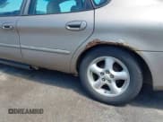 ✅ 2002 Ford Taurus SES Standard • VIN: 1FAFP55U62G123851 • Lot: 43113374. Listed on IAAI with 245,423 mi. Free auction sales archive from the USA and detailed vehicle history report at DreamBid. Image 6.