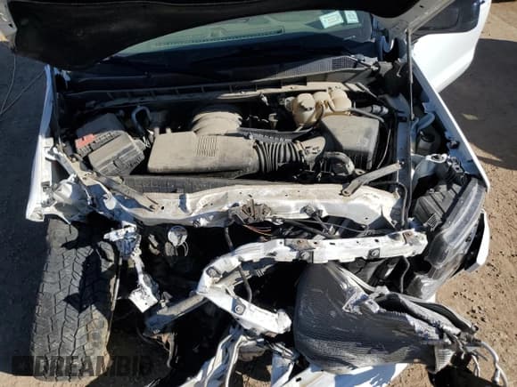 ✅ 2019 Chevrolet Silverado 1500 RST • VIN: 1GCRYEED1KZ274539 • Лот: 82488725. Опубликован ранее на Copart с пробегом 82 831 миль. Бесплатный доступ к архиву аукционных продаж из США и подробный отчёт об истории автомобиля на DreamBid. Изображение 11.