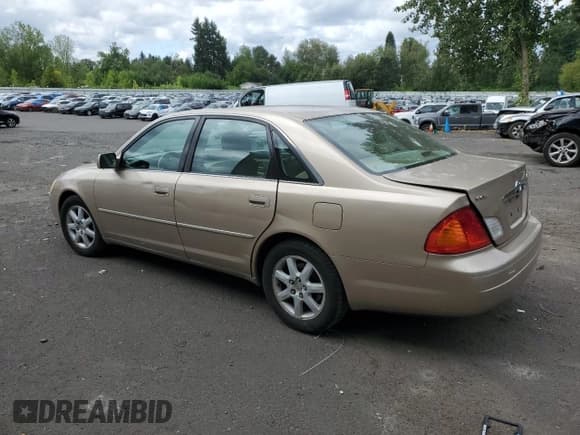 ✅ 2001 Toyota Avalon XL • VIN: 4T1BF28B81U159976 • Лот: 67170454. Опубликован ранее на Copart с пробегом 207 336 миль. Бесплатный доступ к архиву аукционных продаж из США и подробный отчёт об истории автомобиля на DreamBid. Изображение 2.