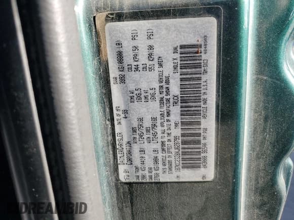 ✅ 1999 Dodge 2500 • VIN: 1B7KC23Z8XJ628799 • Лот: 91405715. Опубликован ранее на Copart с пробегом 98 292 миль. Бесплатный доступ к архиву аукционных продаж из США и подробный отчёт об истории автомобиля на DreamBid. Изображение 12.