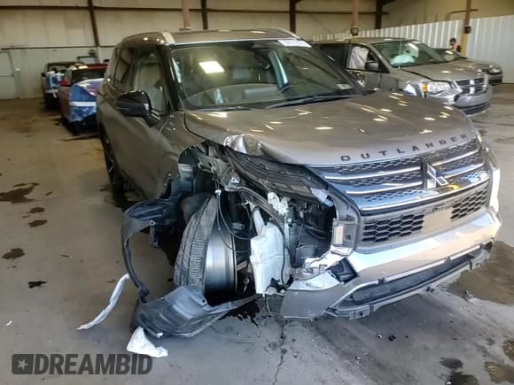 ✅ 2022 Mitsubishi Outlander SEL • VIN: JA4J3VA81NZ069273 • Lot: 86118375. Listed on Copart with 70,822 mi. Free auction sales archive from the USA and detailed vehicle history report at DreamBid. Image 14.