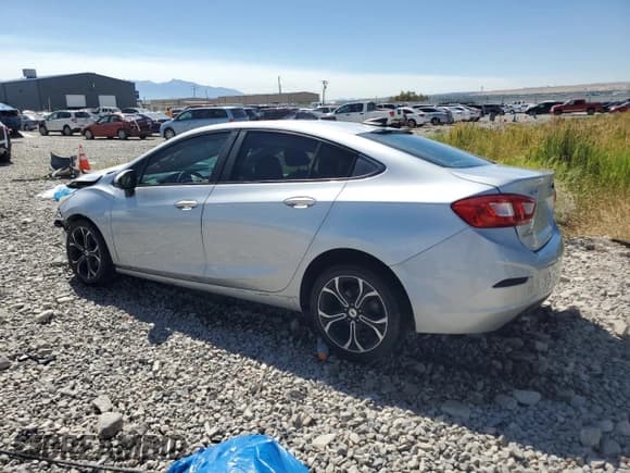 ✅ 2016 Chevrolet Cruze L • VIN: 1G1BA5SM2G7301950 • Лот: 66866075. Опубликован ранее на Copart с пробегом 122 043 миль. Бесплатный доступ к архиву аукционных продаж из США и подробный отчёт об истории автомобиля на DreamBid. Изображение 2.