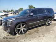 ✅ 2016 Cadillac Escalade ESV Platinum • VIN: 1GYS3KKJ9GR193251 • Лот: 70849624. Опубликован ранее на Copart с пробегом 95 574 миль. Бесплатный доступ к архиву аукционных продаж из США и подробный отчёт об истории автомобиля на DreamBid. Изображение 1.