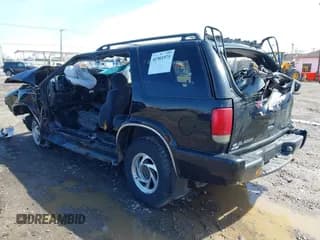 ✅ 2000 Chevrolet Blazer LT • VIN: 1GNDT13W8Y2280580 • Lot: 41901975. Wystawiony na IAAI z przebiegiem 236 736 mil. Bezpłatny archiwum sprzedaży aukcyjnych z USA i szczegółowy raport historii pojazdu na DreamBid. Zdjęcie 3.