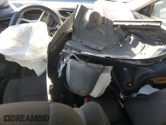 ✅ 2017 Nissan Rogue SV • VIN: KNMAT2MTXHP545315 • Lot: 91550655. Listed on Copart with Not provided. Free auction sales archive from the USA and detailed vehicle history report at DreamBid. Image 8.