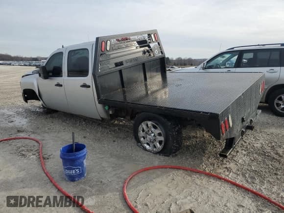 ✅ 2012 Chevrolet Silverado 2500HD LT • VIN: 1GC1KXC84CF208926 • Lot: 47636585. Wystawiony na Copart z przebiegiem 270 038 mil. Bezpłatny archiwum sprzedaży aukcyjnych z USA i szczegółowy raport historii pojazdu na DreamBid. Zdjęcie 2.