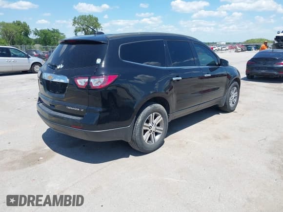 ✅ 2016 Chevrolet Traverse LT • VIN: 1GNKVGKD5GJ309090 • Lot: 42624463. Wystawiony na IAAI z przebiegiem 209 867 mil. Bezpłatny archiwum sprzedaży aukcyjnych z USA i szczegółowy raport historii pojazdu na DreamBid. Zdjęcie 4.