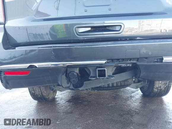 ✅ 2022 Chevrolet Suburban LT • VIN: 1GNSKCKD8NR196753 • Lot: 41468475. Listed on IAAI with 53,974 mi. Free auction sales archive from the USA and detailed vehicle history report at DreamBid. Image 21.