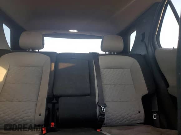 2018 Chevrolet Equinox LS с VIN 3GNAXHEV5JS592094, выставлен на аукционе Copart как лот 71883555 с пробегом 197 686 миль миль и Списание • Salvage title. История ставок и продаж доступна на DreamBid. Изображение 10.