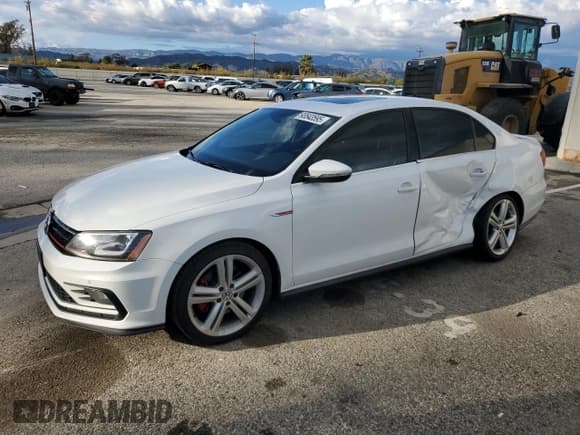 ✅ 2016 Volkswagen Jetta GLI SE • VIN: 3VW4T7AJ8GM371095 • Лот: 93543595. Опубликован ранее на Copart с пробегом 219 285 миль. Бесплатный доступ к архиву аукционных продаж из США и подробный отчёт об истории автомобиля на DreamBid. Изображение 1.