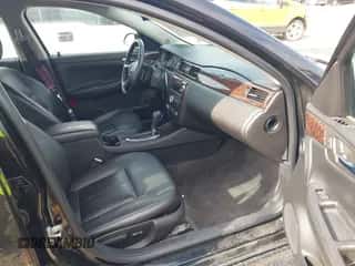 2014 Chevrolet Impala LTZ с VIN 2G1WC5E39E1154969, выставлен на аукционе IAAI как лот 42838639 с пробегом 169 079 миль миль и . История ставок и продаж доступна на DreamBid. Изображение 5.