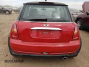 ✅ 2005 MINI Hardtop • VIN: WMWRC33475TC59069 • Лот: 51551605. Опубликован ранее на Copart с пробегом 87 900 миль. Бесплатный доступ к архиву аукционных продаж из США и подробный отчёт об истории автомобиля на DreamBid. Изображение 6.