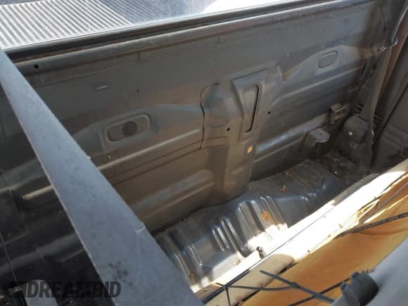 ✅ 1991 Toyota Pickup • VIN: JT4RN81A5M5104135 • Лот: 42812164. Опубликован ранее на IAAI с пробегом 333 648 миль. Бесплатный доступ к архиву аукционных продаж из США и подробный отчёт об истории автомобиля на DreamBid. Изображение 8.