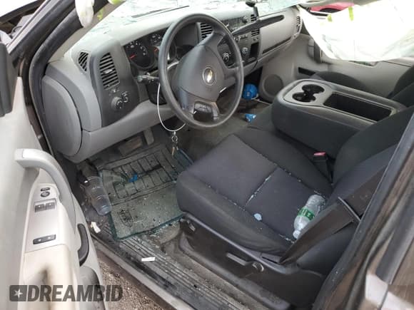 ✅ 2012 Chevrolet Silverado 1500 Work Truck • VIN: 1GCNCPE0XCZ333689 • Lot: 68939844. Listed on Copart with 39,397 mi. Free auction sales archive from the USA and detailed vehicle history report at DreamBid. Image 8.